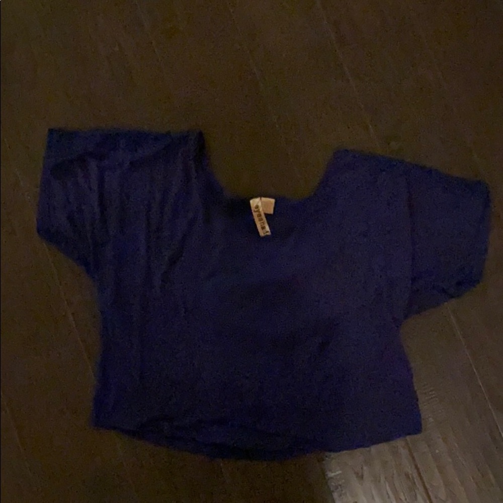 blue flowy top :)